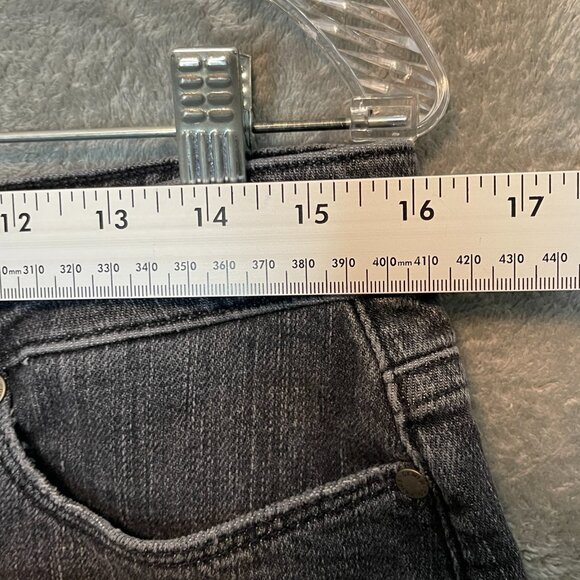 Paige Women Margot Silver City Destructed High Rise Black Denim Cut Off Short 31 - Picture 6 of 10